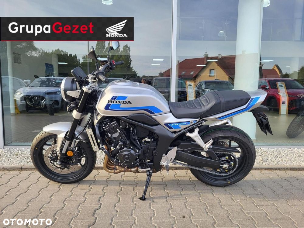 Honda CB - 2
