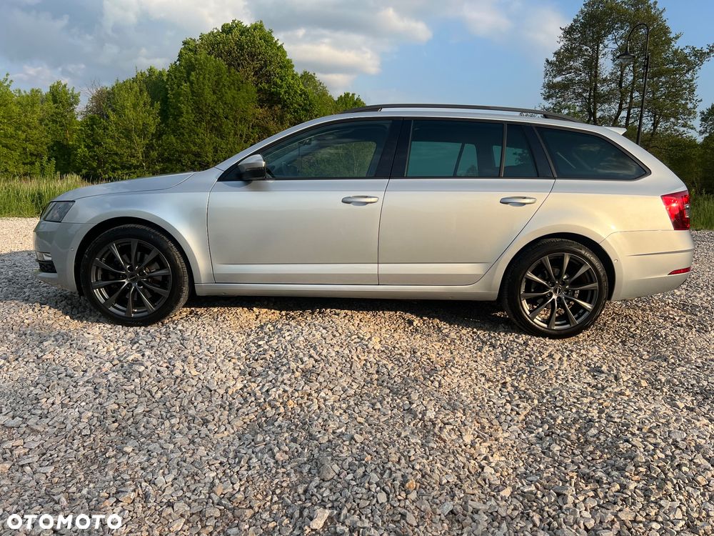 Skoda Octavia 2.0 TDI 4x4 Style DSG - 3