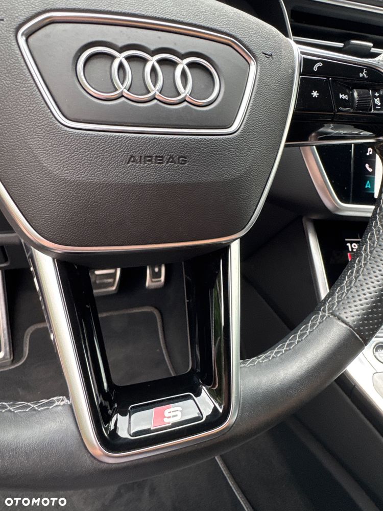 Audi A6 Avant 55 TFSI e quattro S tronic S line - 27