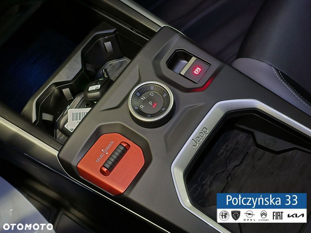 Jeep Compass - 26