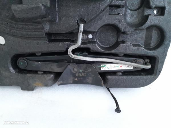 Kit Pneu Suplente / Macaco Citroen Ds4 - 2