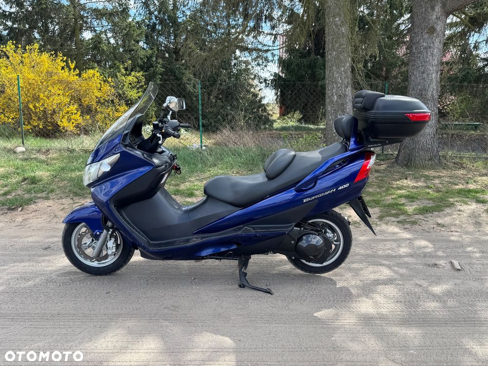 Suzuki Burgman - 10