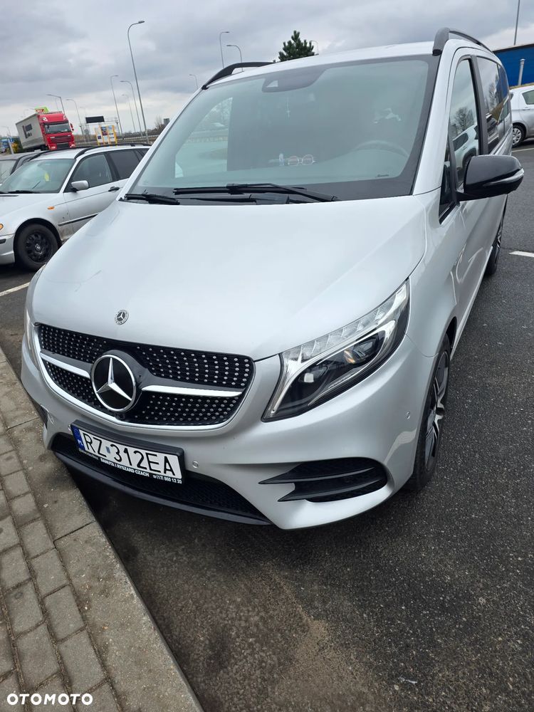 Mercedes-Benz Klasa V 300 d Avantgarde 9G-Tronic (długi) - 2