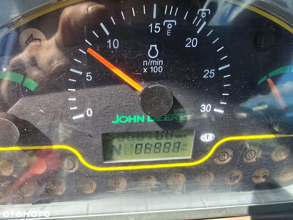John Deere 5080GV - 12