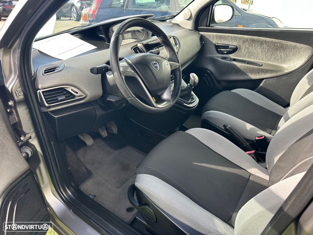 Lancia Ypsilon 1.3 M-jet S&S Silver - 5