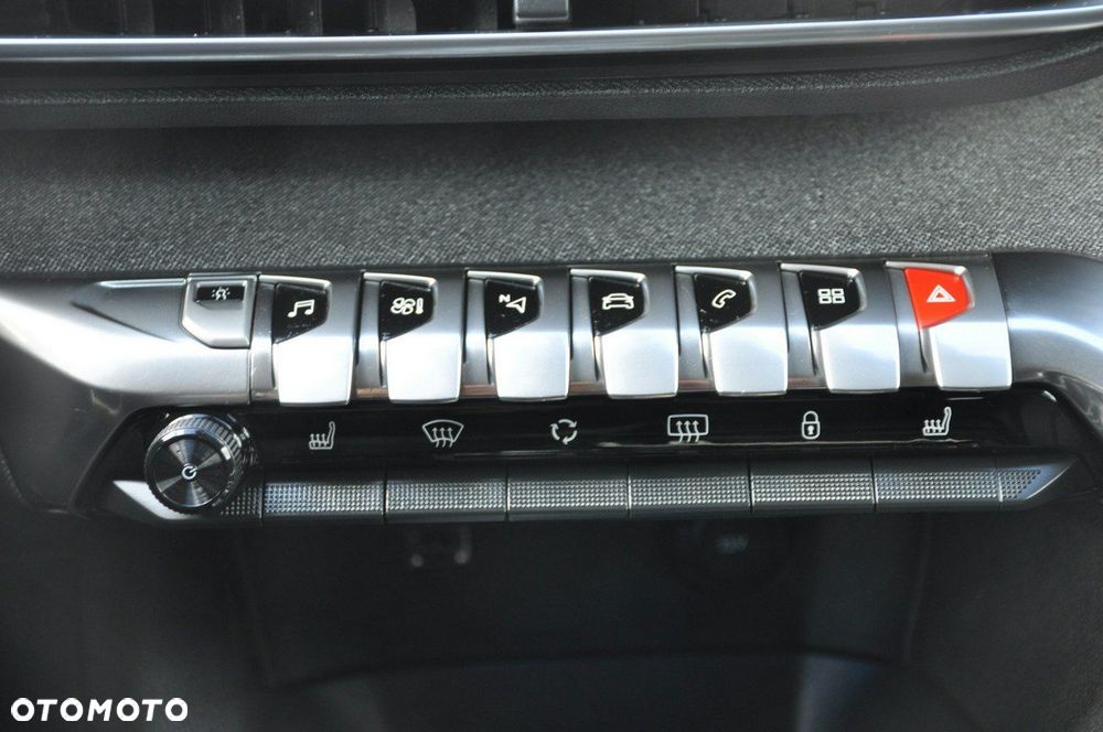 Peugeot 3008 BlueHDi 180 Stop & Start EAT8 Allure - 39