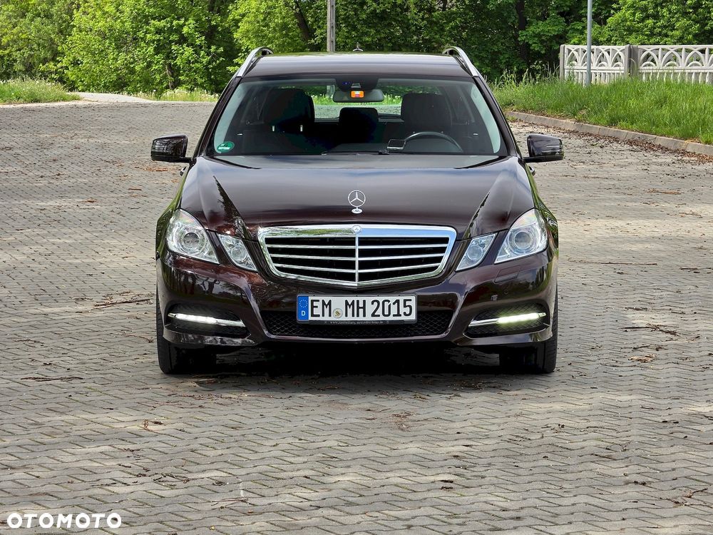 Mercedes-Benz Klasa E 250 CDI DPF BlueEFFICIENCY Avantgarde - 2