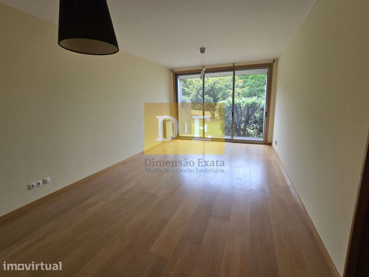 Apartamento T2+1 à Senhora da Hora - Grande imagem: 2/29