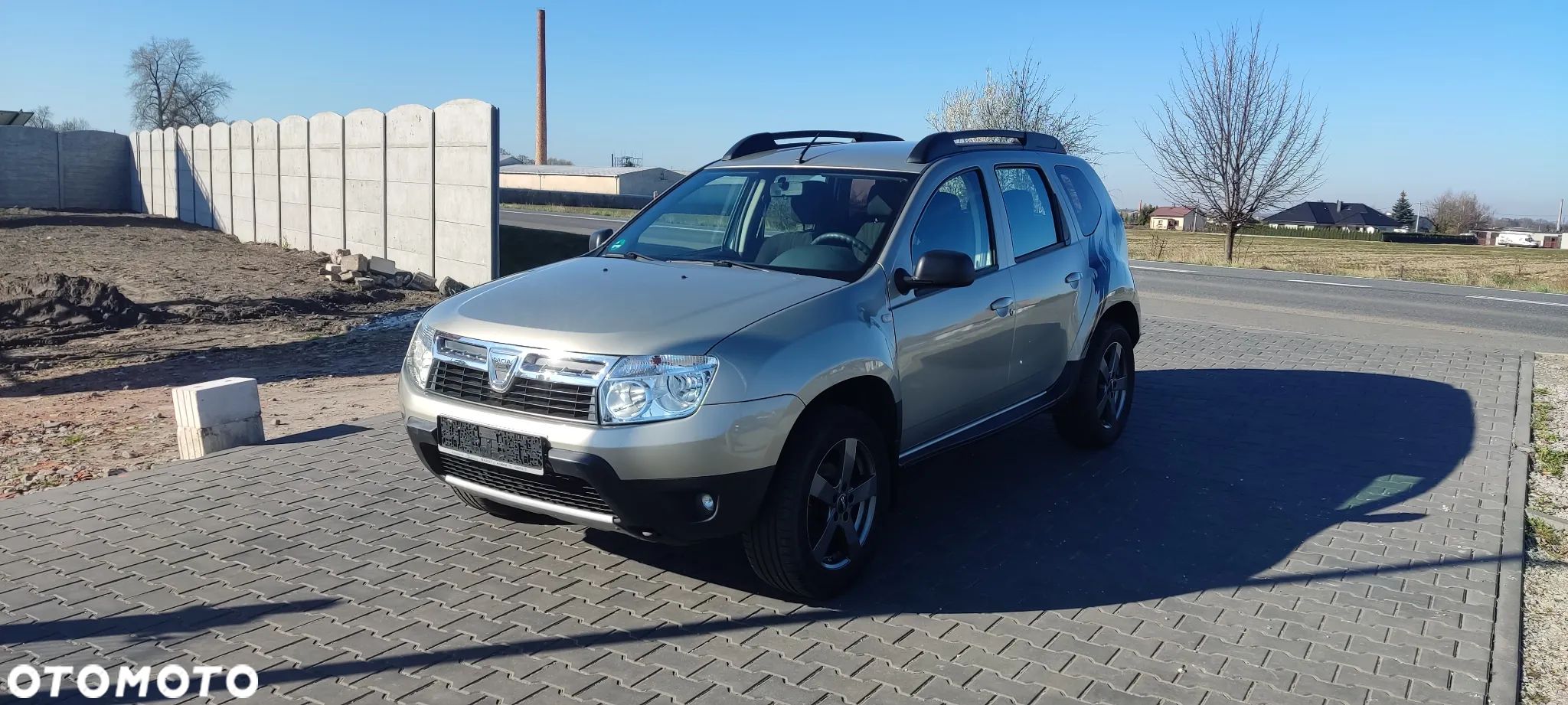 Dacia Duster 1.6 16V 4x4 Ambiance - 1