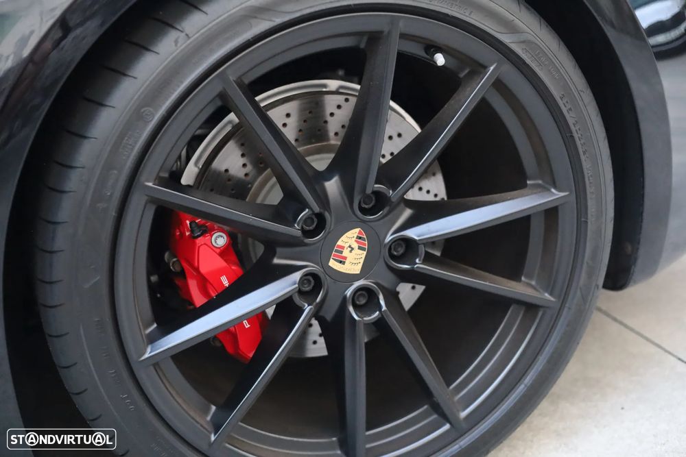 Porsche 911 Série F - 18