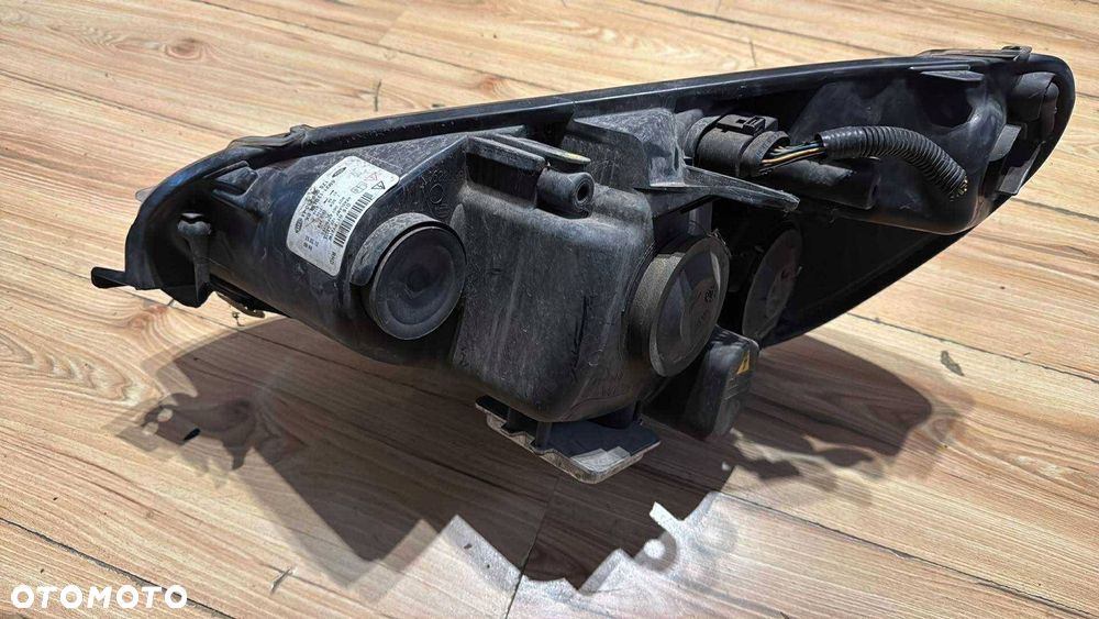 prawy reflektor ksenon ford s-max mk1 lift wersja uk - 2