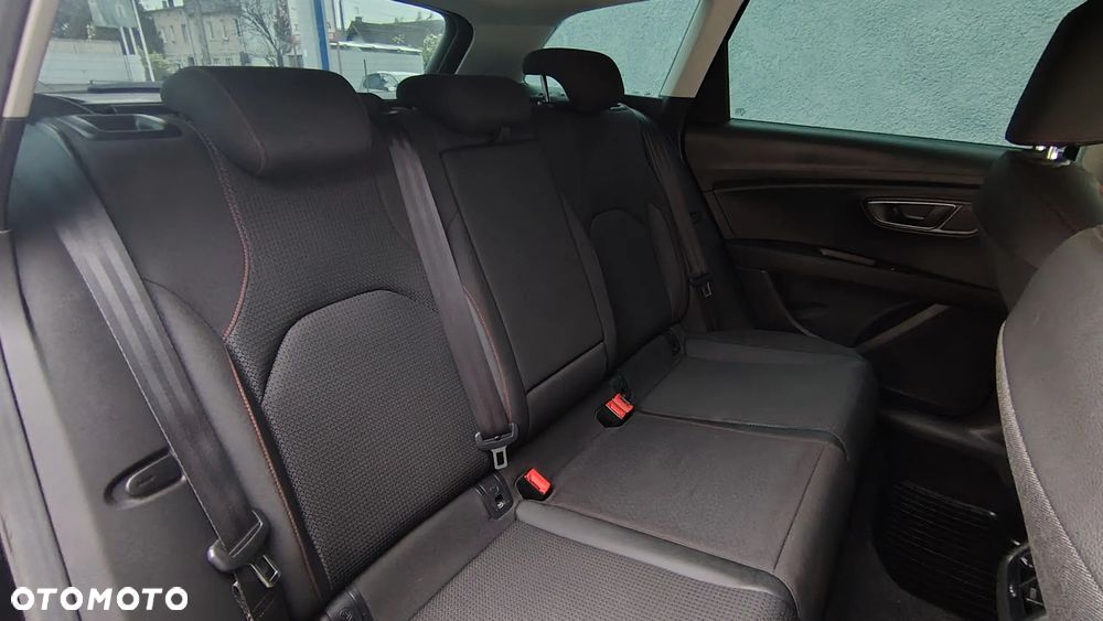 Seat Leon 2.0 TDI FR Black S&S - 18