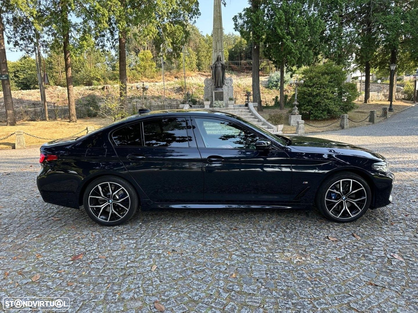 BMW 530 e Pack M - 19