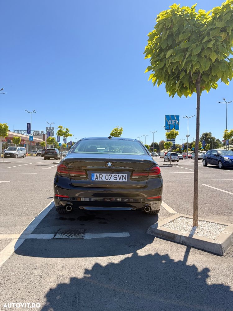 BMW Seria 5 520d AT - 4