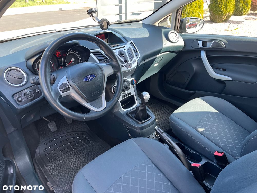 Ford Fiesta 1.25 Titanium - 15