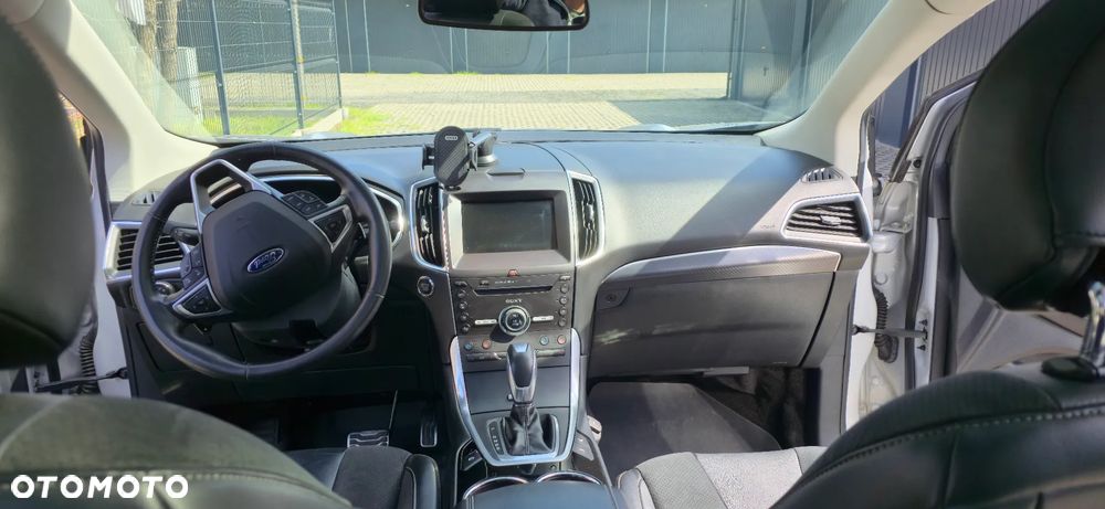 Ford Edge - 17