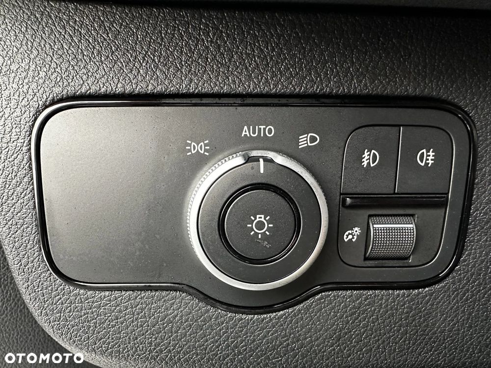 Mercedes-Benz Sprinter 319 CDI Furgon SELECT L3H2 - 14