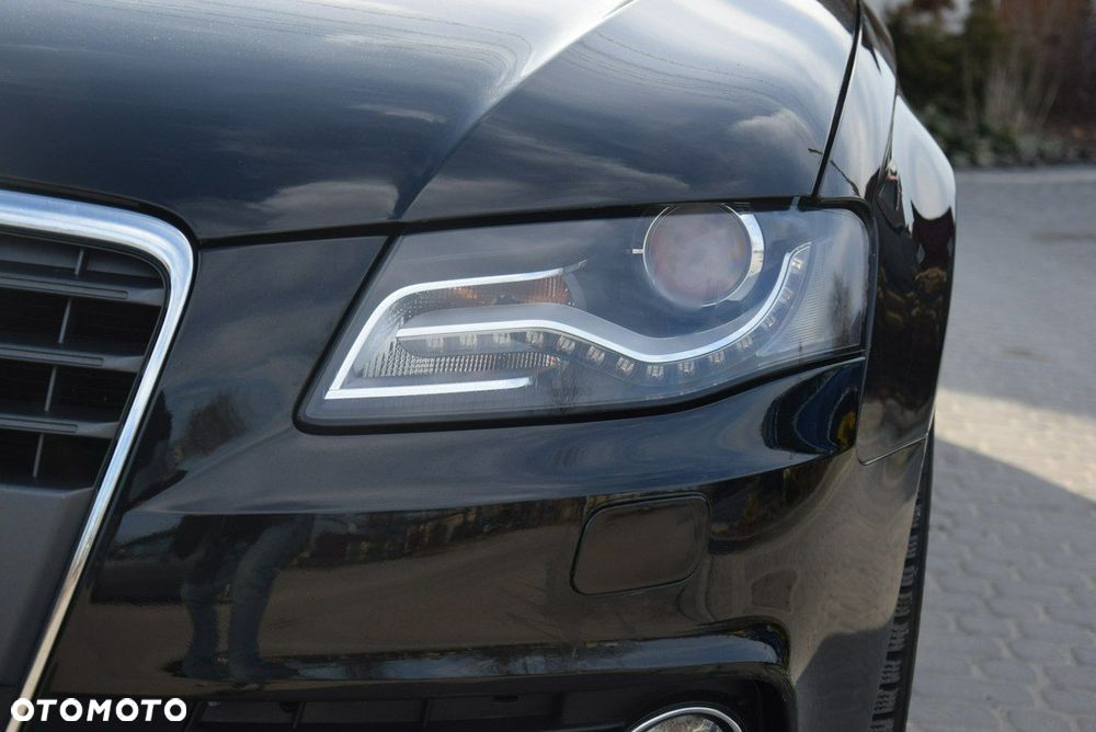 Audi A4 Limousine - 17