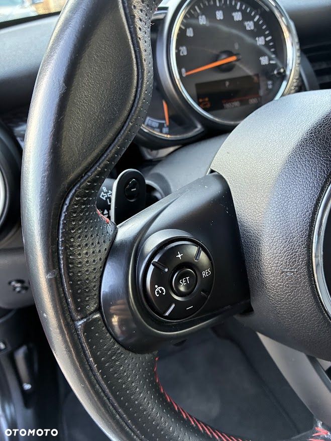 MINI Cooper S - 6