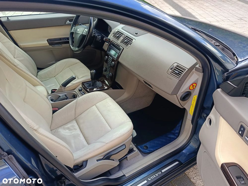 Volvo V50 2.0D Momentum - 7