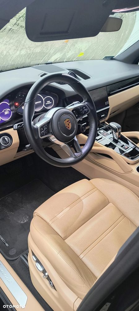 Porsche Cayenne Standard - 8