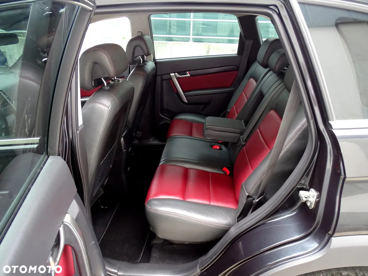 Chevrolet Captiva - 12