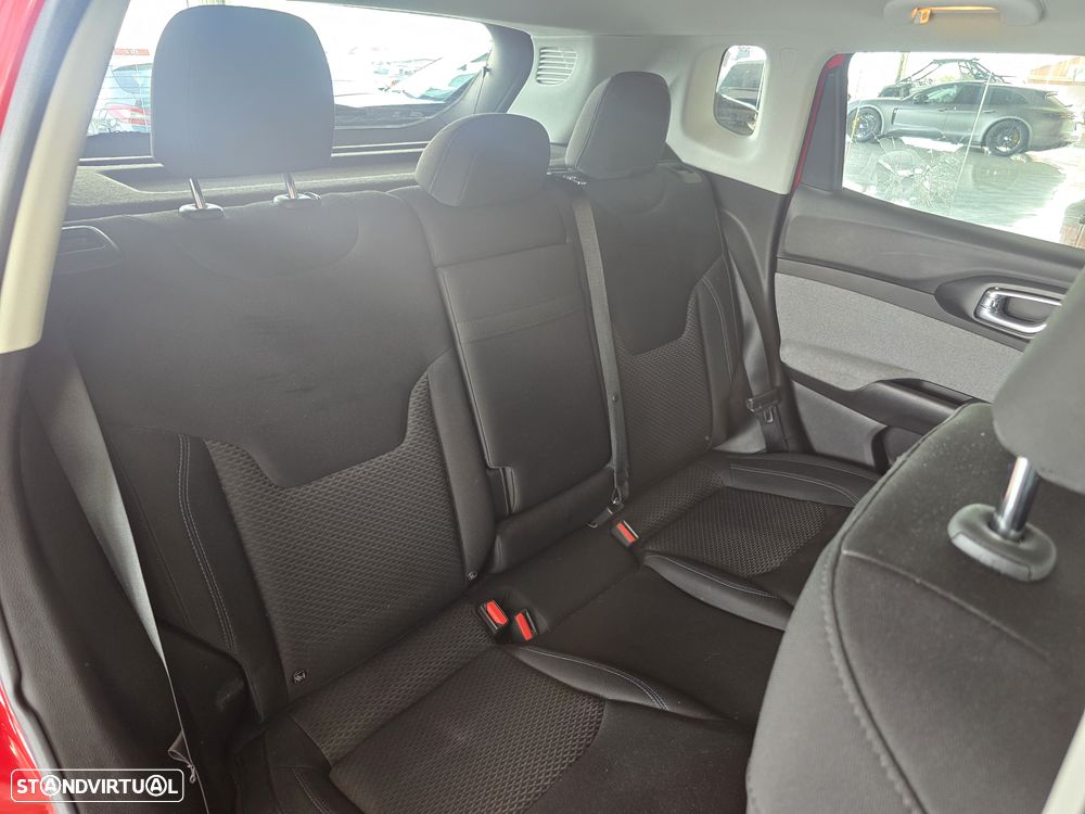 Jeep Compass 1.5 TG e-Hybrid Longitude DCT - 17