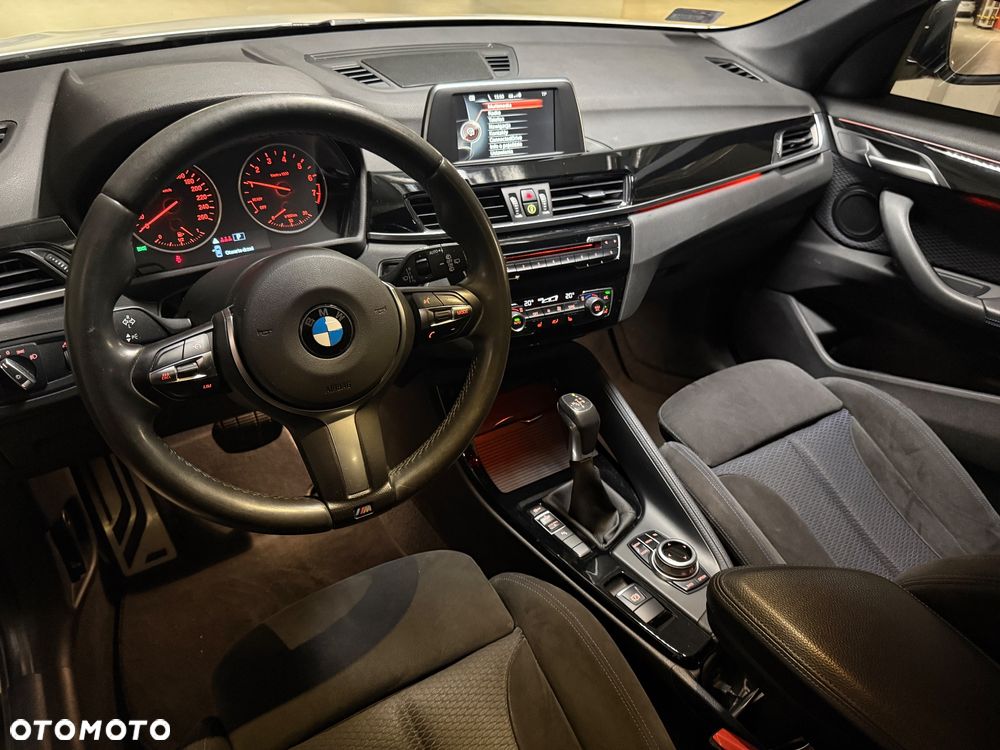 BMW X1 sDrive18i M Sport - 14