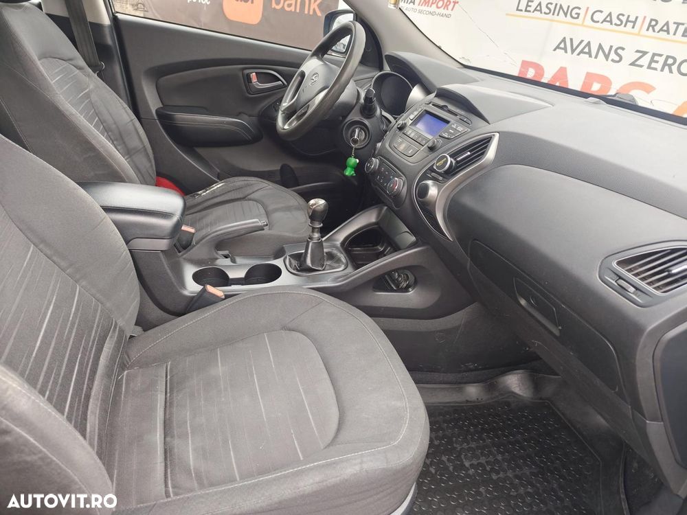 Hyundai ix35 - 12