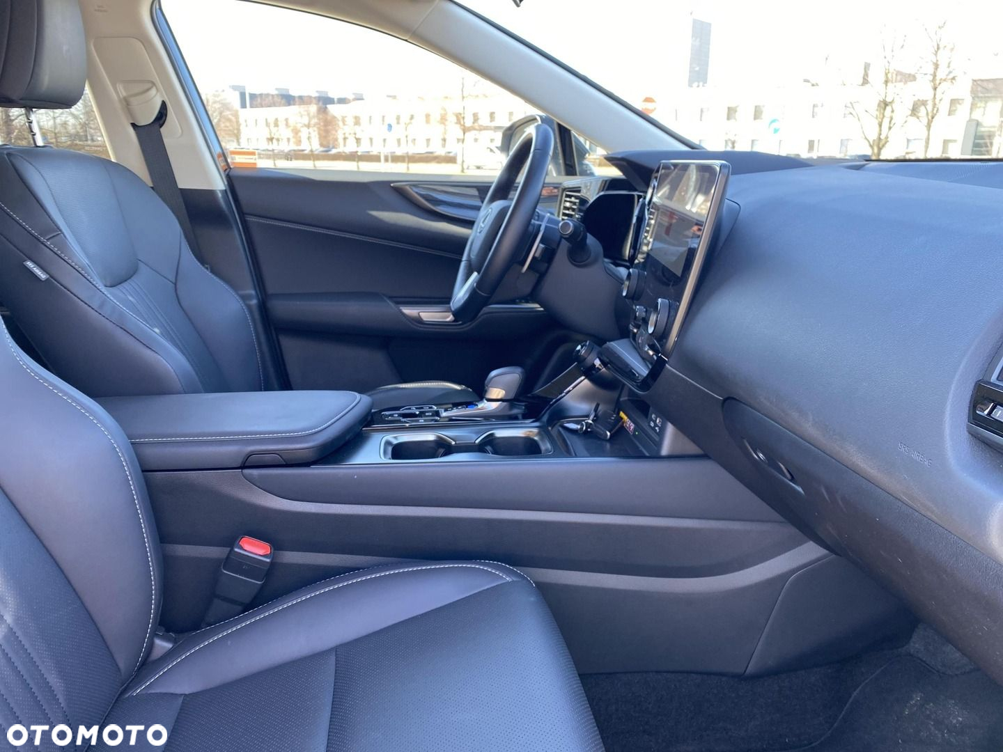 Lexus NX - 11