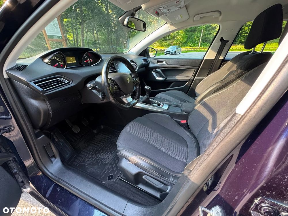 Peugeot 308 BlueHDi 130 Stop & Start Allure - 11
