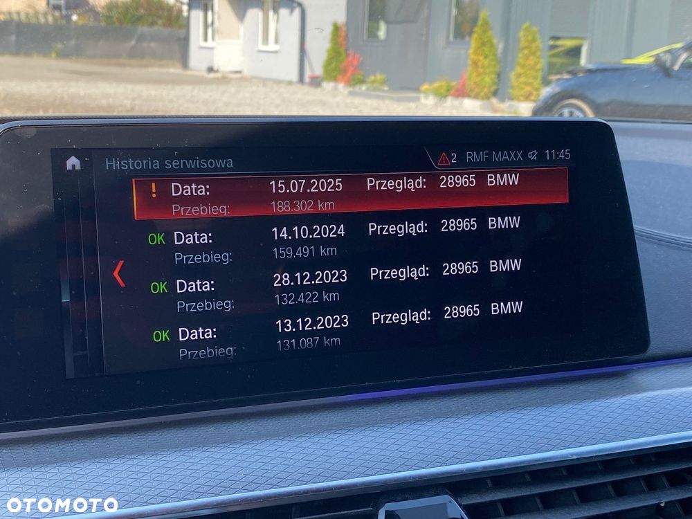 BMW Seria 5 M550i xDrive sport - 19