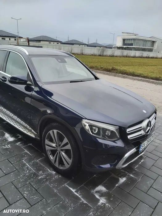 Mercedes-Benz GLC - 3