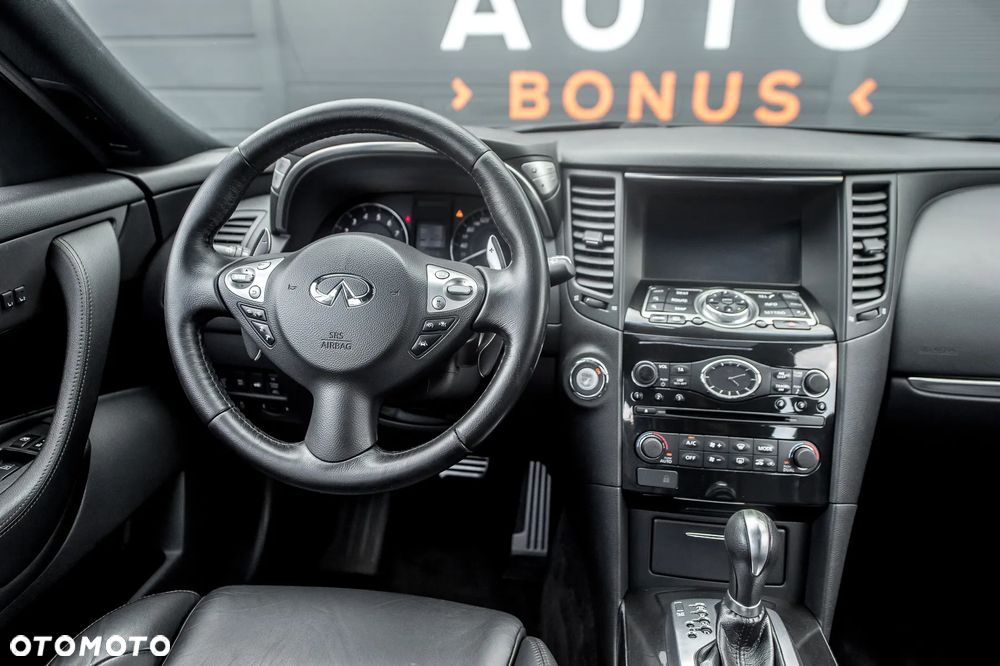 Infiniti QX70 3.7 S Premium - 23