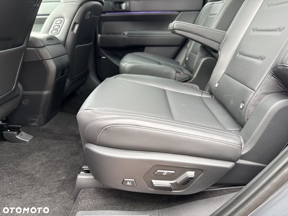 Hyundai Santa Fe 1.6 T-GDI HEV Calligraphy 4WD 6os - 28