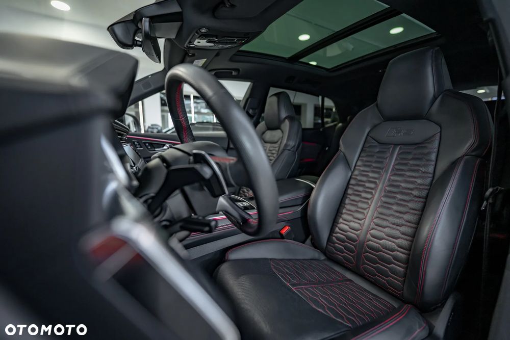 Audi RS Q8 TFSI Quattro Tiptronic - 23
