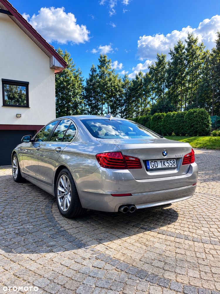 BMW Seria 5 528i Sport-Aut Luxury Line - 5
