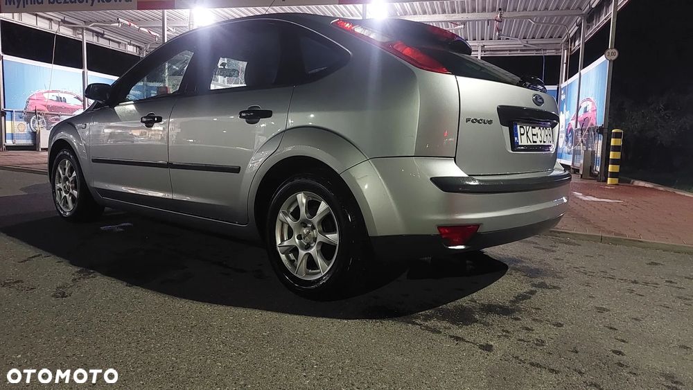 Ford Focus 1.6 16V Titanium - 3