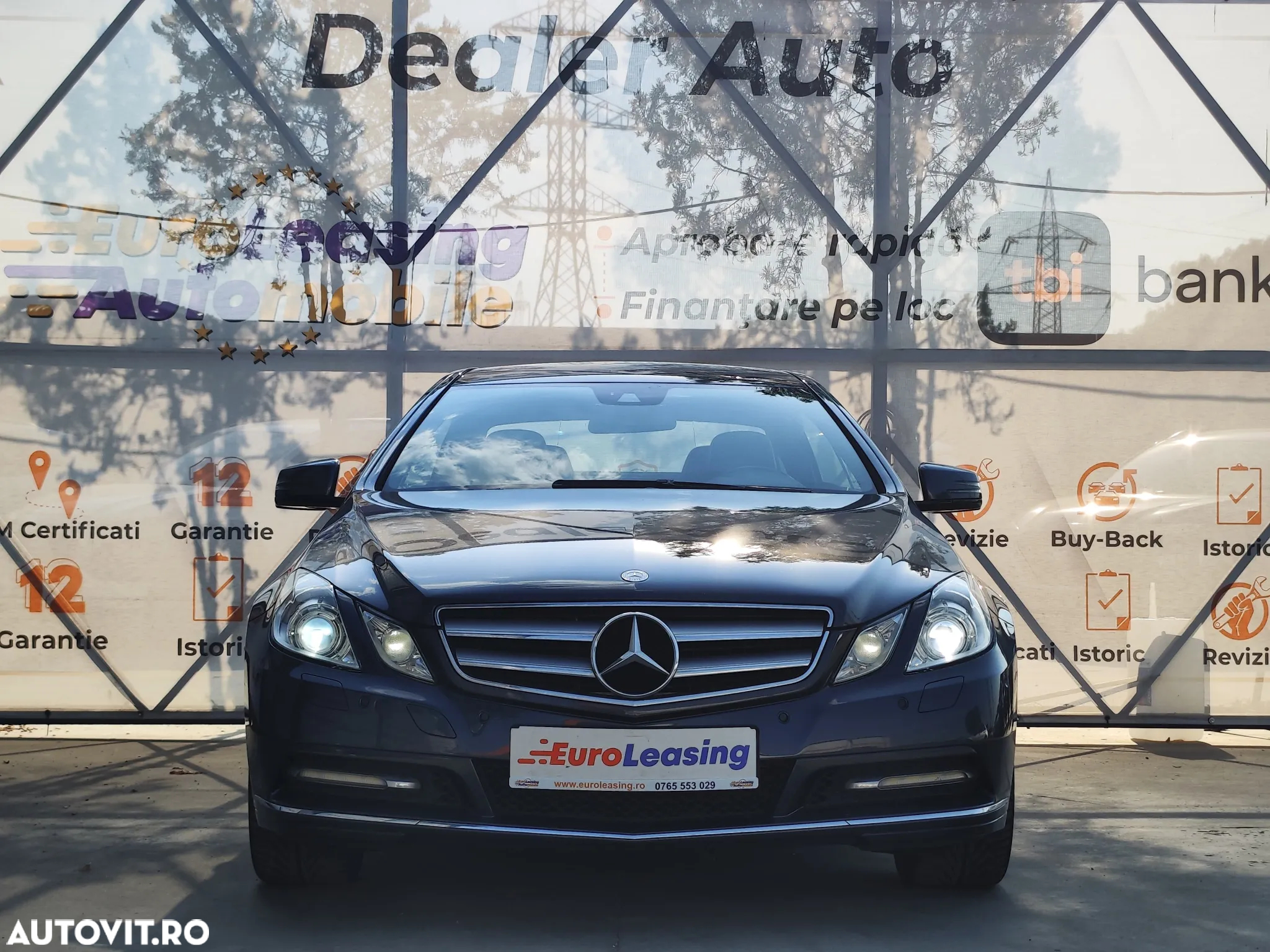 Mercedes-Benz E 220 CDI DPF Coupe BlueEFFICIENCY 7G-TRONIC Avantgarde - 3
