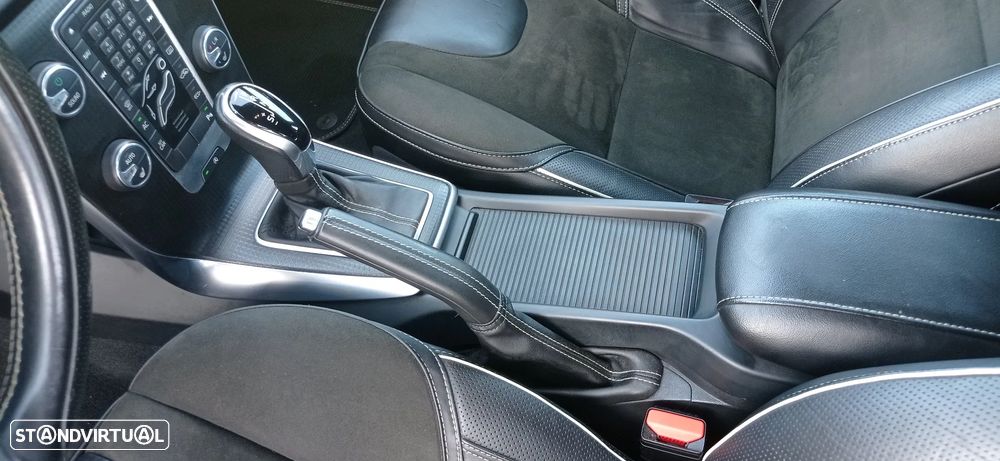 Volvo V40 2.0 D3 R-Design Geartronic - 13