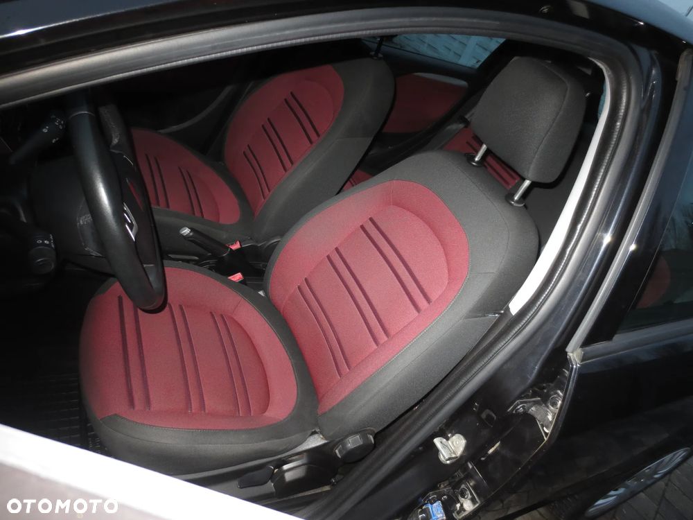 Fiat Punto 1.4 Easy S&S - 23