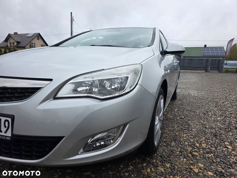Opel Astra 1.6 Active - 29