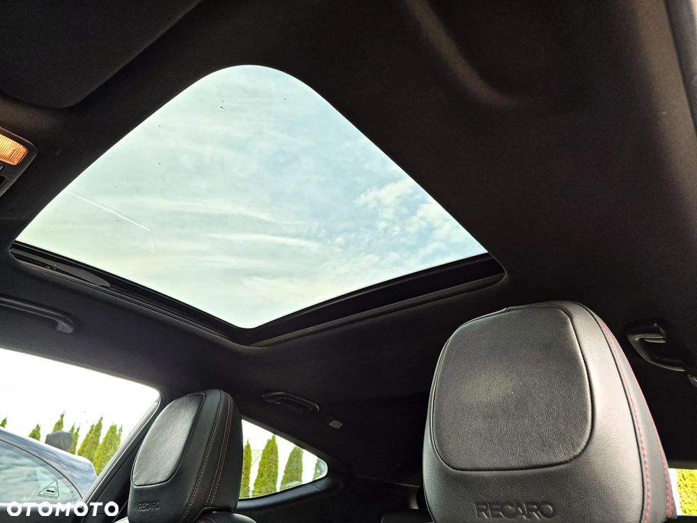 Kia Ceed 1.6 T-GDI GT - 31