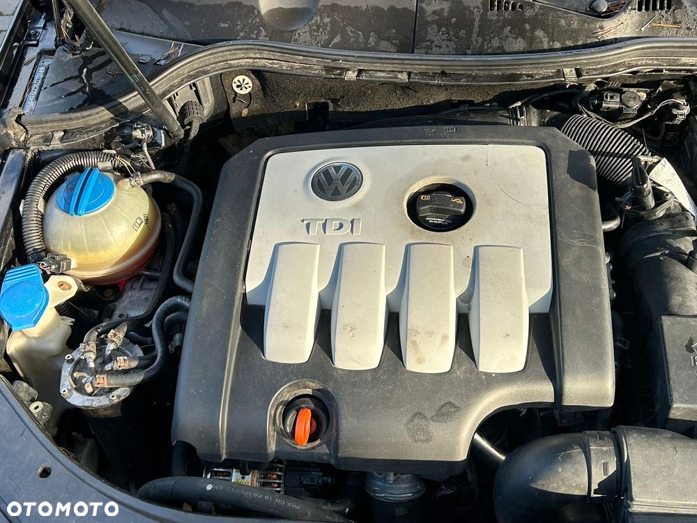 Volkswagen Passat 2.0 TDI Comfortline - 21