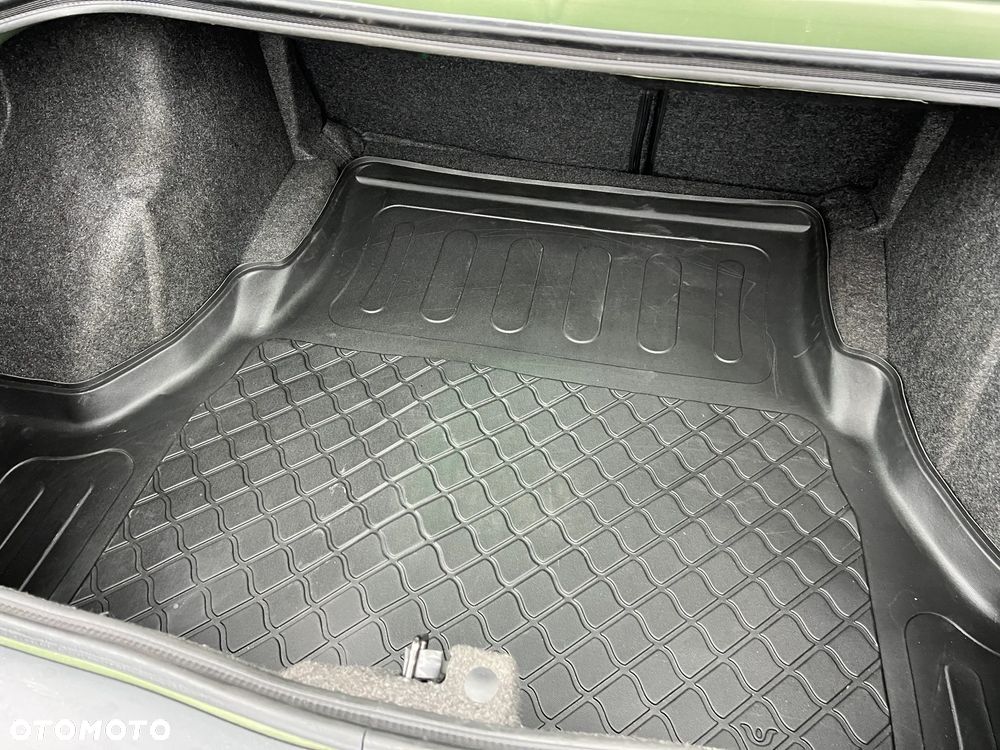 Dodge Challenger - 26