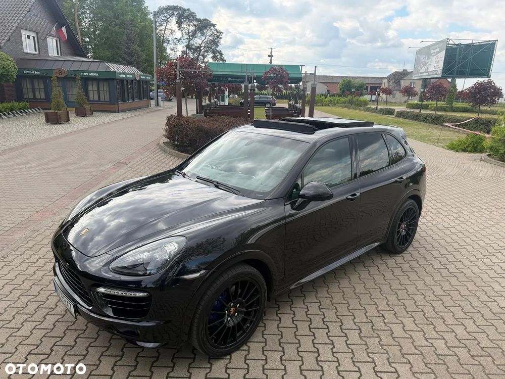 Porsche Cayenne - 18