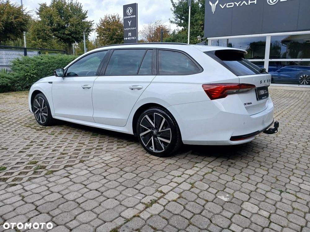 Skoda Octavia 2.0 TDI Sportline DSG - 11