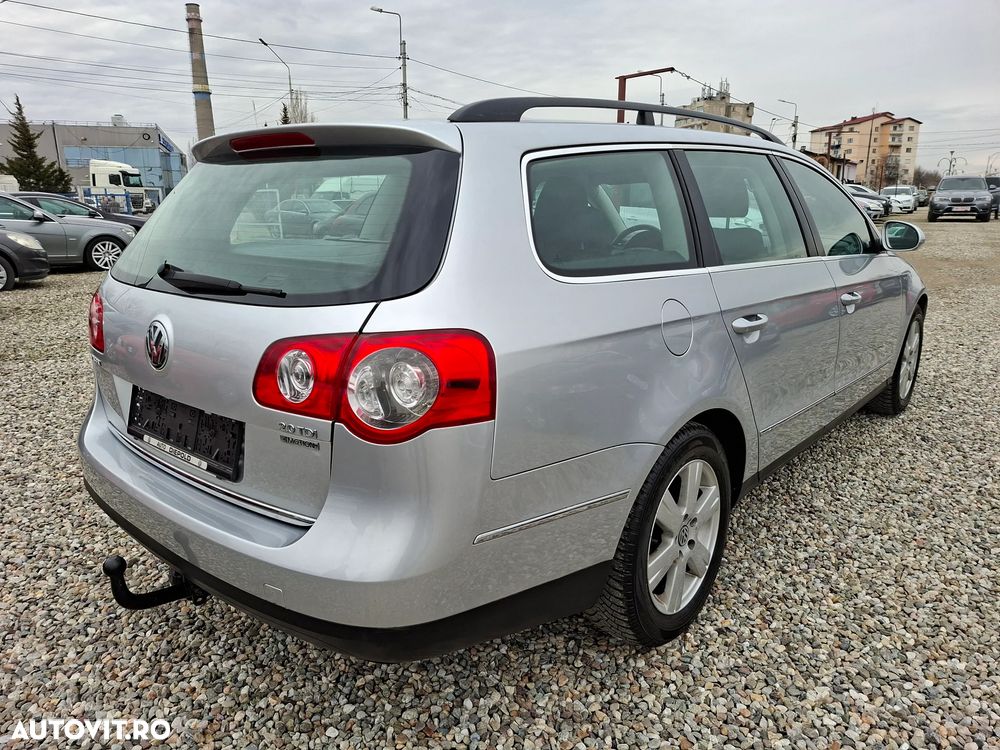 Volkswagen Passat - 5