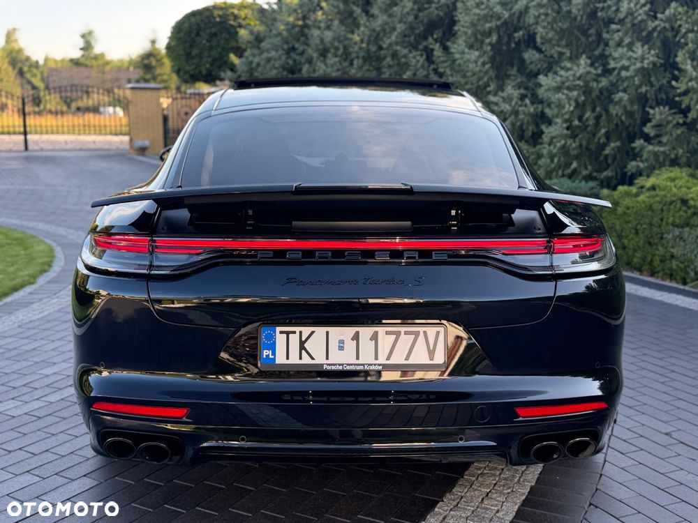 Porsche Panamera - 17