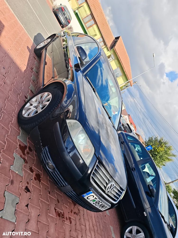 Volkswagen Passat - 3